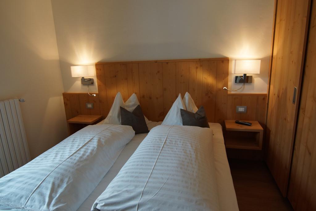 Residence La Planta Ortisei Rum bild