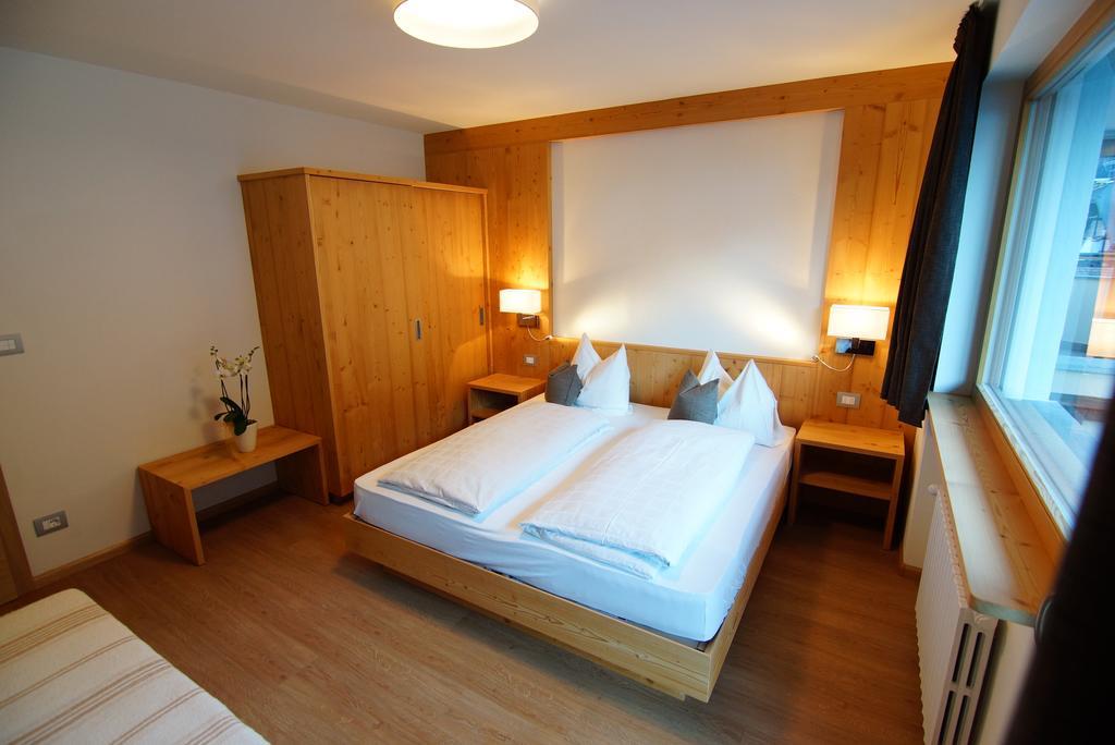Residence La Planta Ortisei Rum bild